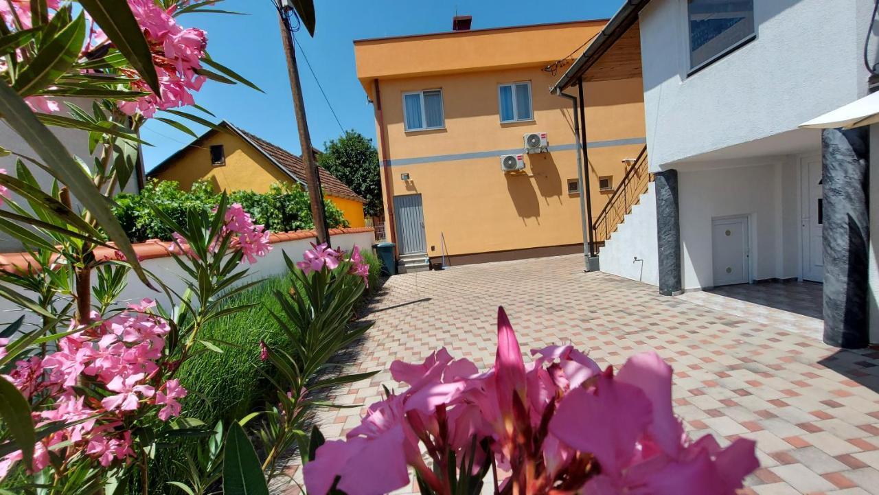 Apartment Kapetanovic Bosanski Samac Exteriör bild