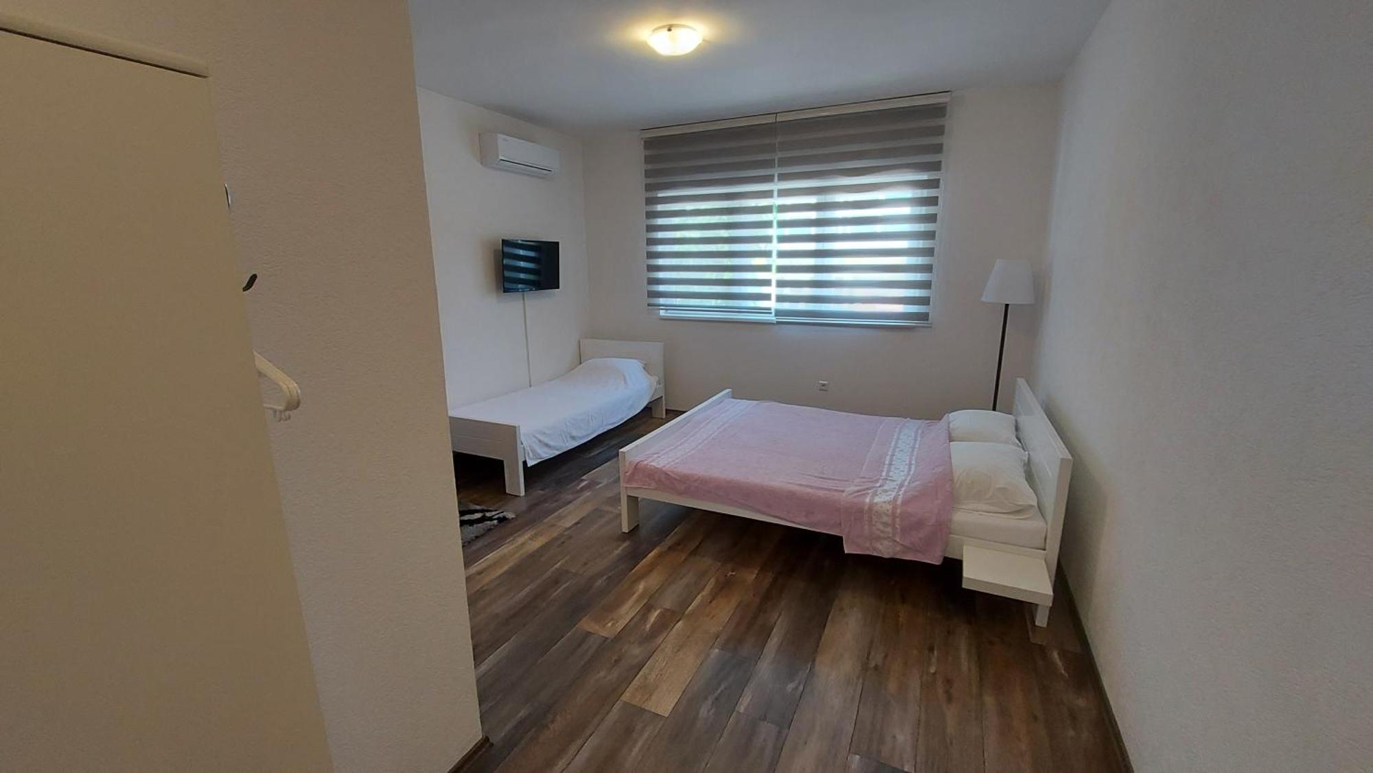 Apartment Kapetanovic Bosanski Samac Rum bild